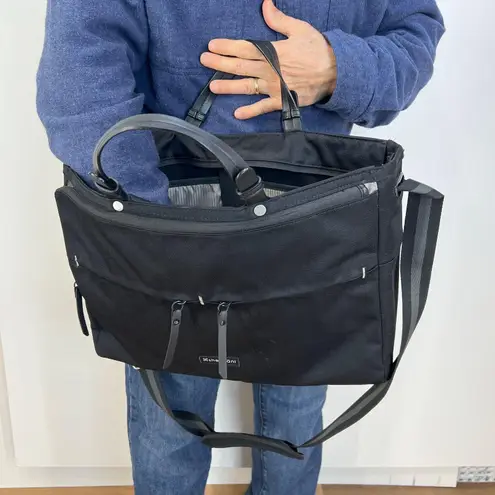 Sherpani Laptop Travel Crossbody Bag Unisex Black Lightweight
