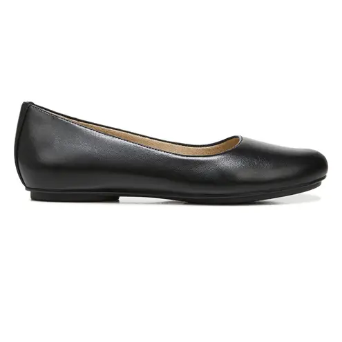 Naturalizer Women's Maxwell Round Toe Ballet Flats- Wide Width- 8.5W