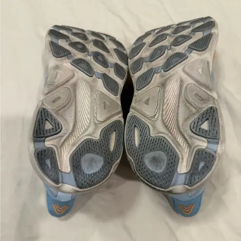 Hoka Clifton 9 Women's Tennis Shoes size 9