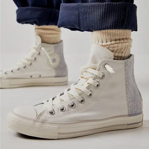 Converse  Chuck Taylor All Star
Cozy Utility sneakers in egret gravel Size 6/8