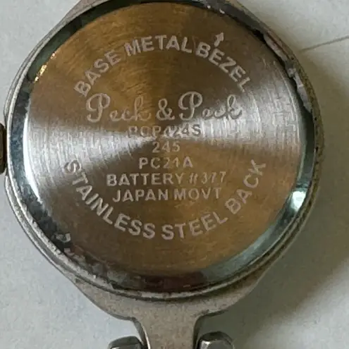 Peck & Peck Vintage Ladies Gold & Silver Tone Watch & Bracelet Set PCP4249