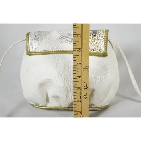 NAS Ivory Gold Silver Metallic Textured Leather Crossbody Bag Vintage 80s