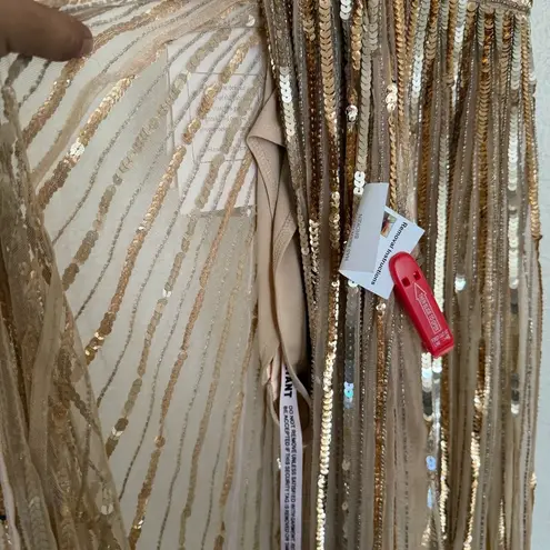 Mac Duggal 93801 A Line Shimmering Evening Dress Gown Sequin Beaded Size 6 $558