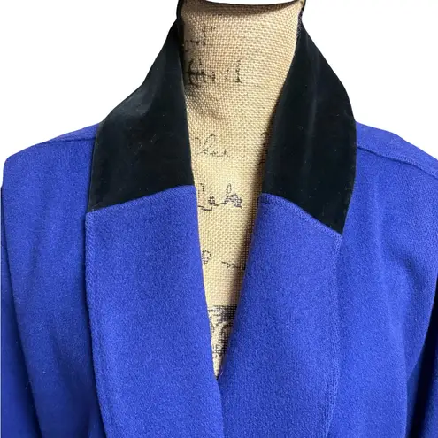 Vintage Portrait 100% Pure Wool Royal Blue Double