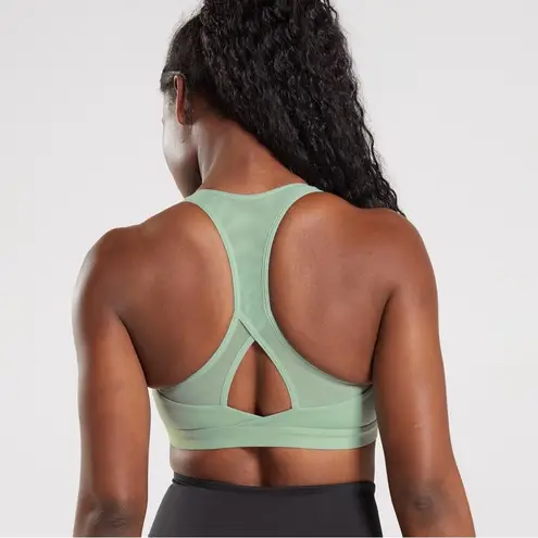 Gymshark  Crossover Sports Bra Desert Sage Green Medium