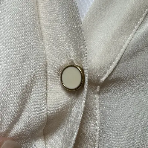 Robert Graham NWT 100% Silk Ivory Long Sleeve Button Down Shirt Blouse XS Lexi