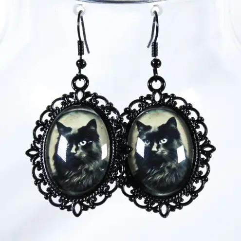 Handmade The Midnight Familiar Gothic Victorian Black Cat Cameo Earrings