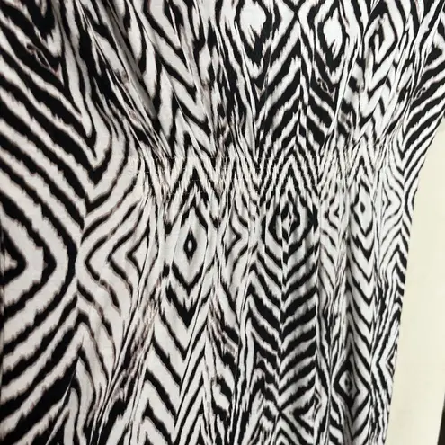 Soma V Neck Dress Stretchy Jersey Knit Knee Length Cream Black Diamond sz S