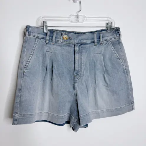 NWT Upwest Pleated Front High Waisted Denim Shorts Light Wash Size Large Blue