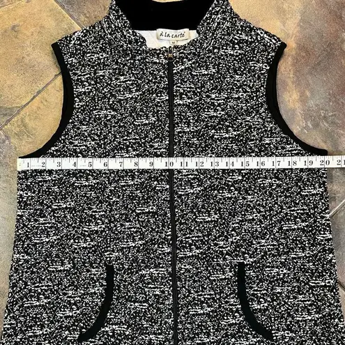 NWT A La Carte Black White Quilted Zip Up Vest Medium