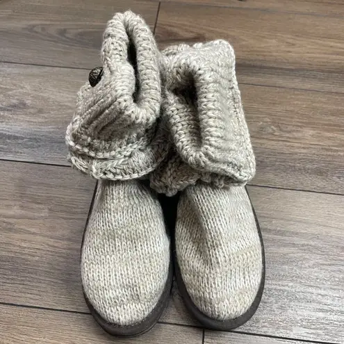 MUK LUKS Jamie Sweater Boots Women's Size 10 Neutral Colors Fall Fashion Slouchy Brown