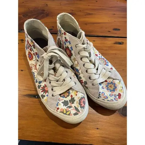 Seavees Womens casual Sneaker Size 9 high top canvas floral print