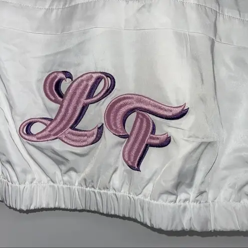 LF  THE BRAND WHITE WITH PINK EMBROIDERING WINDBREAKER MEDIUM