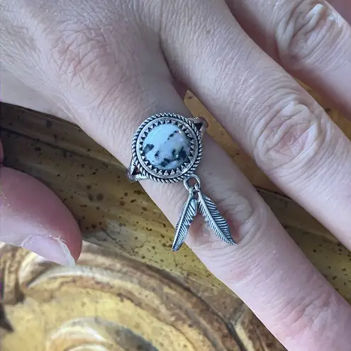 White Buffalo Turquoise Sterling Silver Feather Ring Size 8 Black