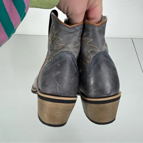 Laredo  Women’s Leather Sapphyre Western Booties Size 7.5