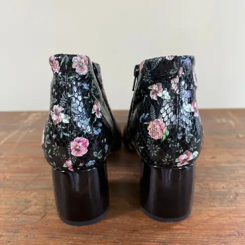 Butter Italy Butter Shoes Black Floral Ankle Bootie 8.5 Pointy Snake Embossed