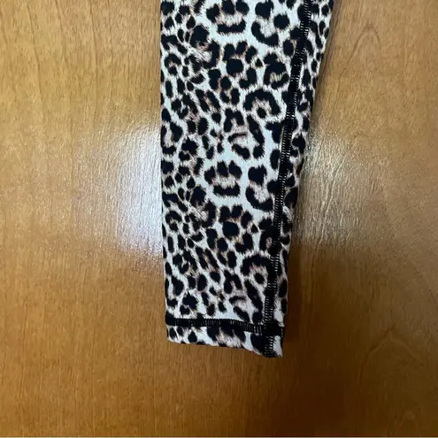 Zyia Leopard Scrunchy What Brilliant 7/8 Leggings Size 2 Yoga Running Active