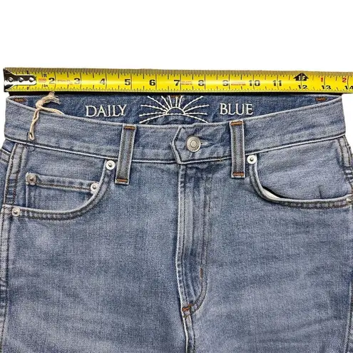 NWT Daily Blue Women's Burn Straight Leg Jeans Size 27 Blue Denim