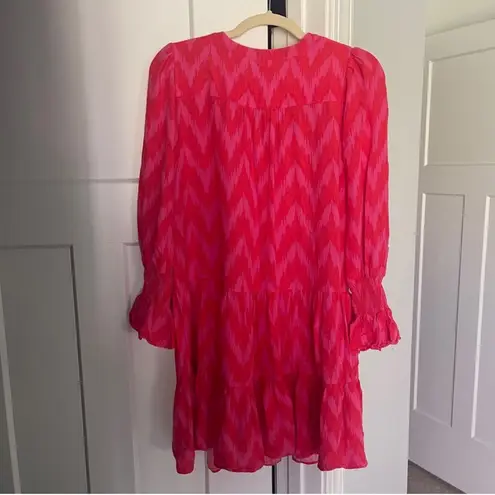 Tuckernuck POMANDER PLACE Hot Pink Ikat Size Small
Kenzo Dress
