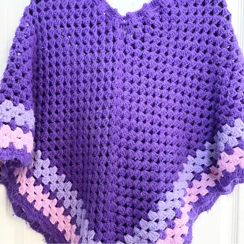 None Granny Square Crochet Purple Poncho One Size Pom Poms Grannycore