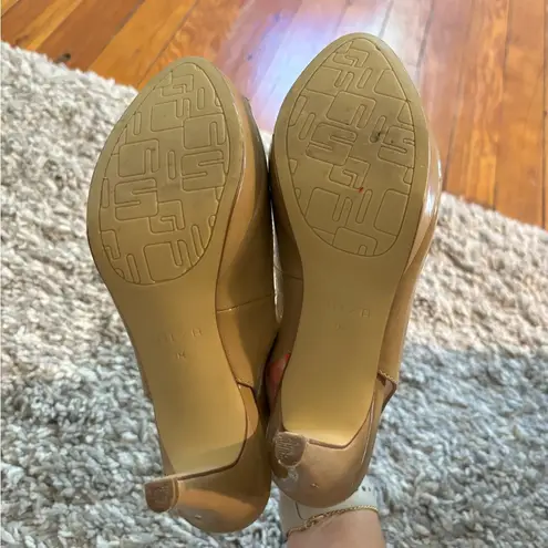 Unisa nude heels