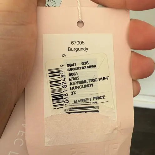 Avec Les Filles Women’s 3X Burgundy Assymetrical Puff Jacket New