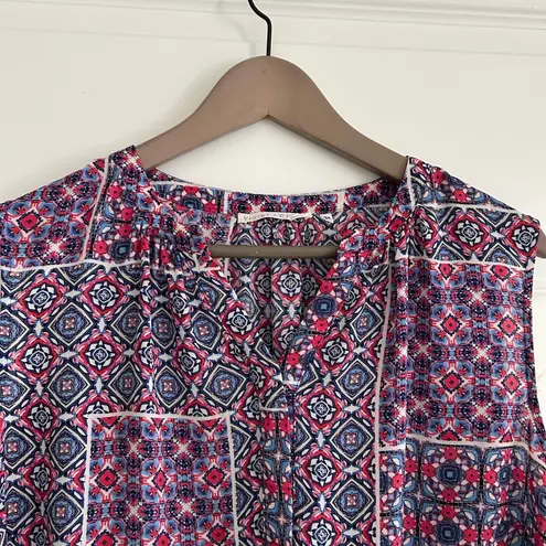 Violet+Claire Sleeveless Top Blue Pink Size 2X
