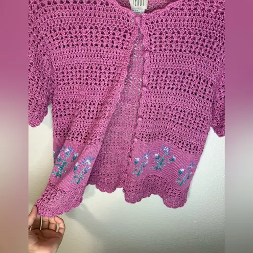 Vintage cardigan crochet pink floral Needlepoint Teddi prairie Cottagecore Size M