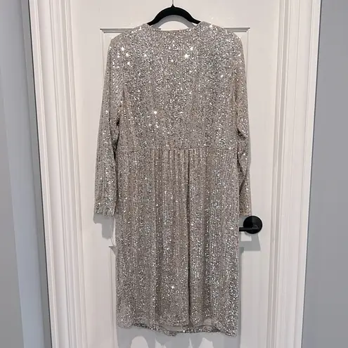 Seraphine Luxe Maternity NWT Catrina Silver Sparkle Dress