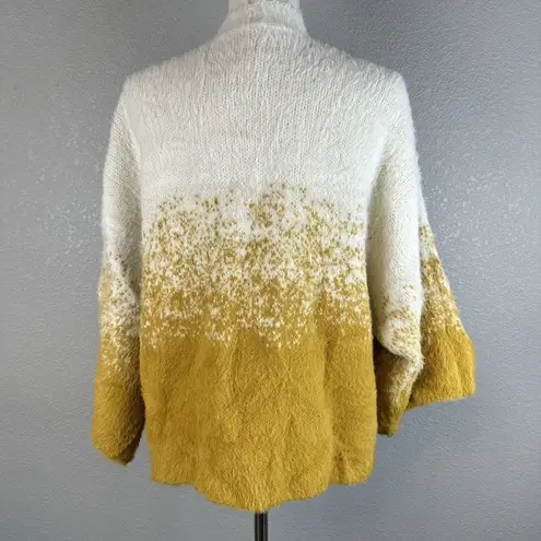 Akemi + Kin Anthropologie Akemi Kin Women Senna Eyelash Cardigan Sweater One Size Ivory Gold