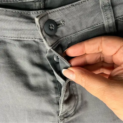 prAna Janessa Green Blue Button Fly Cropped Twill Outdoor Chino Pants