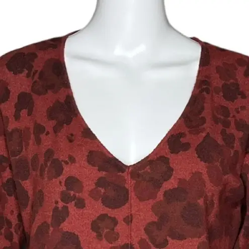 Democracy Shirt Womens XL Red Cheetah Print Twist Back Open Back Grunge Edgy Fun