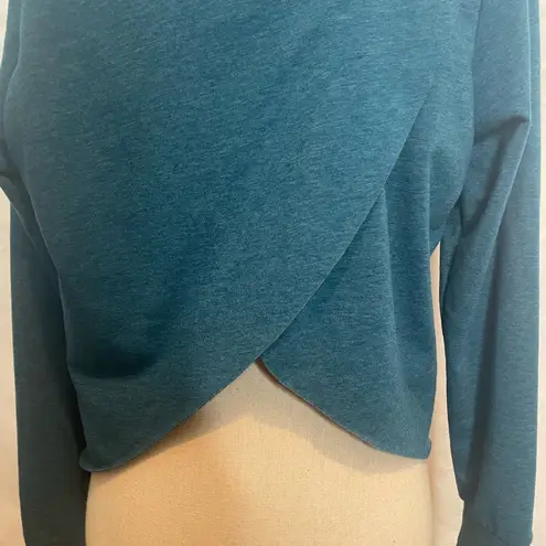 Gymshark  Cropped Workout Yoga Hoodie with Criss Cross Open Back Women's Size L