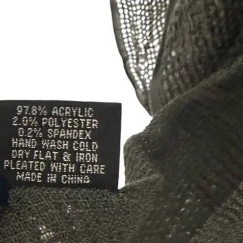 Cejon Gray Pleated Knit Scarf Wrap