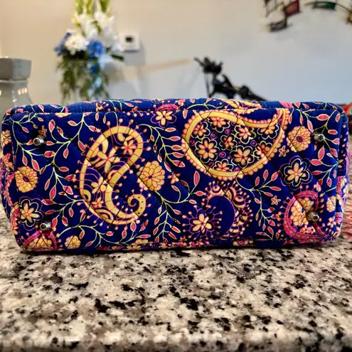 Bagz Quilted Purple Paisley Bag – Gingham Interior, Vibrant Print Blue