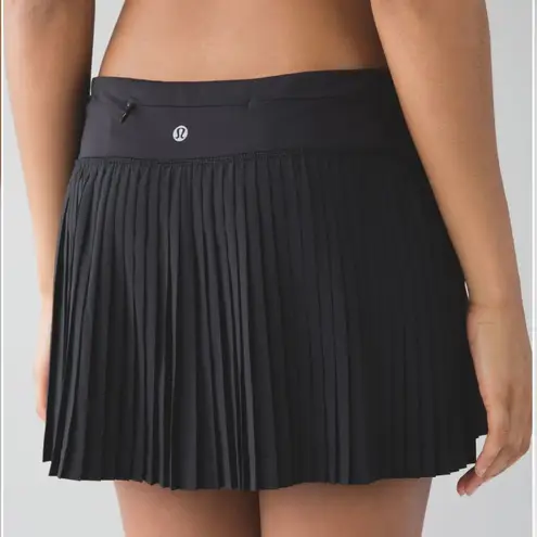 Lululemon NWT  Pleat to Street Skirt Black Size 8 - SOLD OUT ONLINE