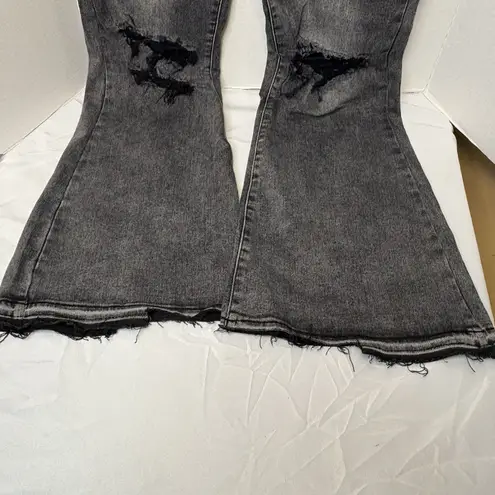 Risen Women's High Rise Distressed Raw Hem Flare Jeans 32/15 NWT Black Size undefined