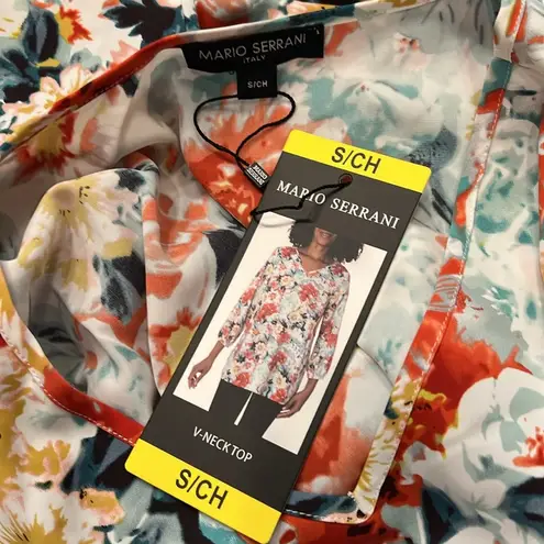 Mario Serrani Green Floral V-Neck Tunic Top NWT Size Small