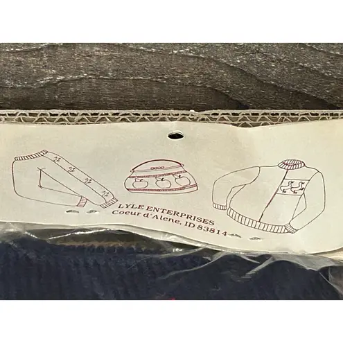 Vtg Knitted Sweater Band Acrylic Lyle's Made in USA Red White Blue Sail Boats Size undefined