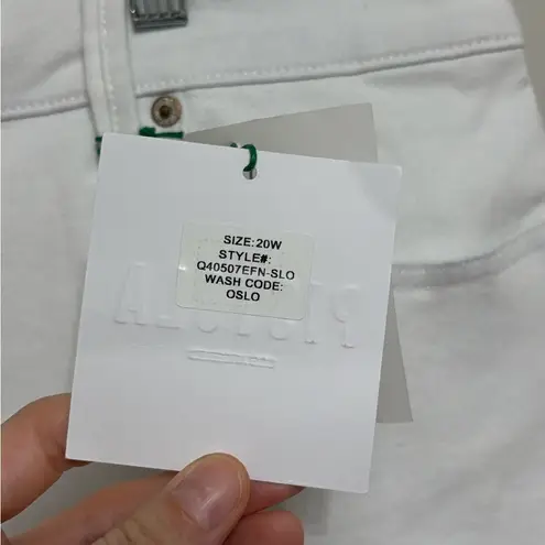 Pistola NWT James High Rise Cuff Denim Shorts in Eco White - Size 20W