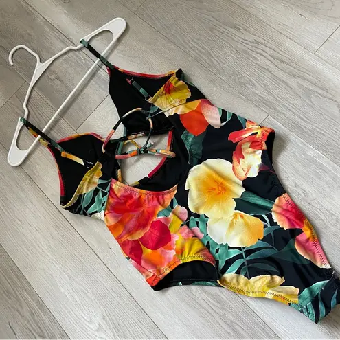 Shade & Shore Target  Floral Keyhole Tie Back One Piece Swimsuit (Large)