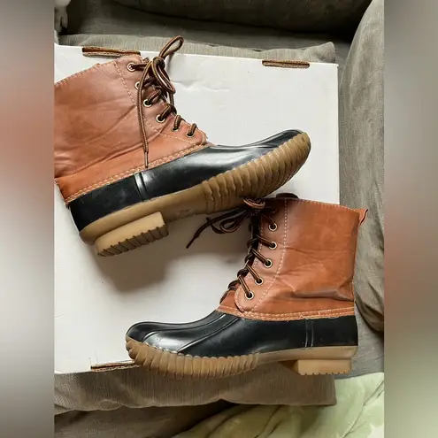 Women's Brown and Black Lace