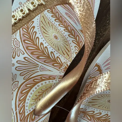 Havaianas NEW! x FARM Rio Papillon Flip Flop