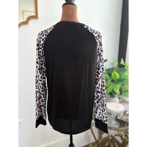 Womens Christmas Black Long Sleeve Top Gold Sequin Reindeer Animal Print Raglan Size M
