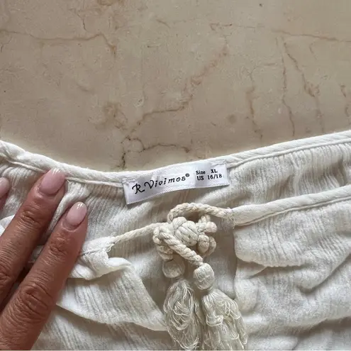 R Vivimos White Bell Sleeve Relaxed Blouse Sz XL