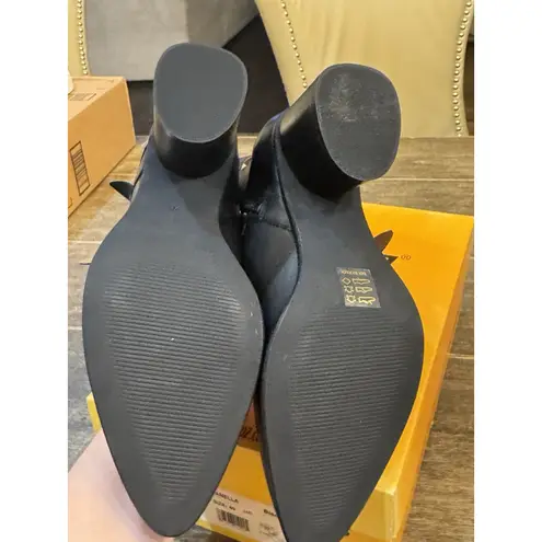 Antelope Carson Bootie Size 37 US 6-7 Taupe Brown Metallic Insert Distressed