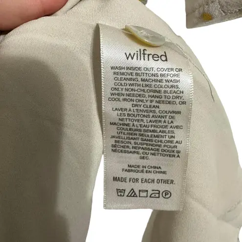 Aritzia Wilfred Button Front A
