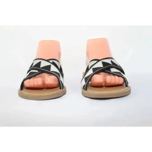Toms  black&white ladies sandals size 9