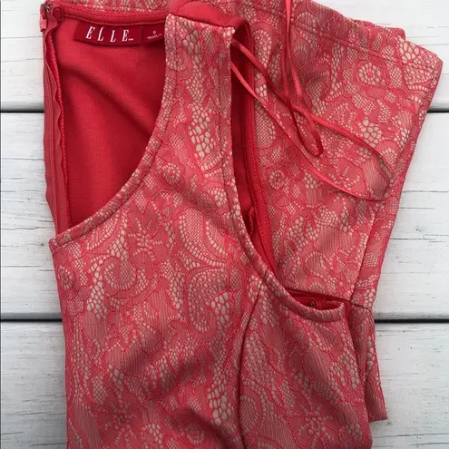 Elle small peplum tip peach & cream colored