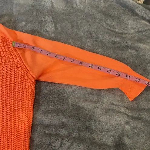 3/4 sleeve ‘Lills’ V